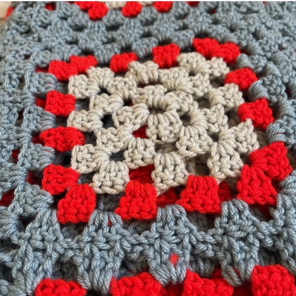 Vintage Granny Square Handmade Crocheted Blanket Throw Colorful 50x40 - Picture 3 of 4